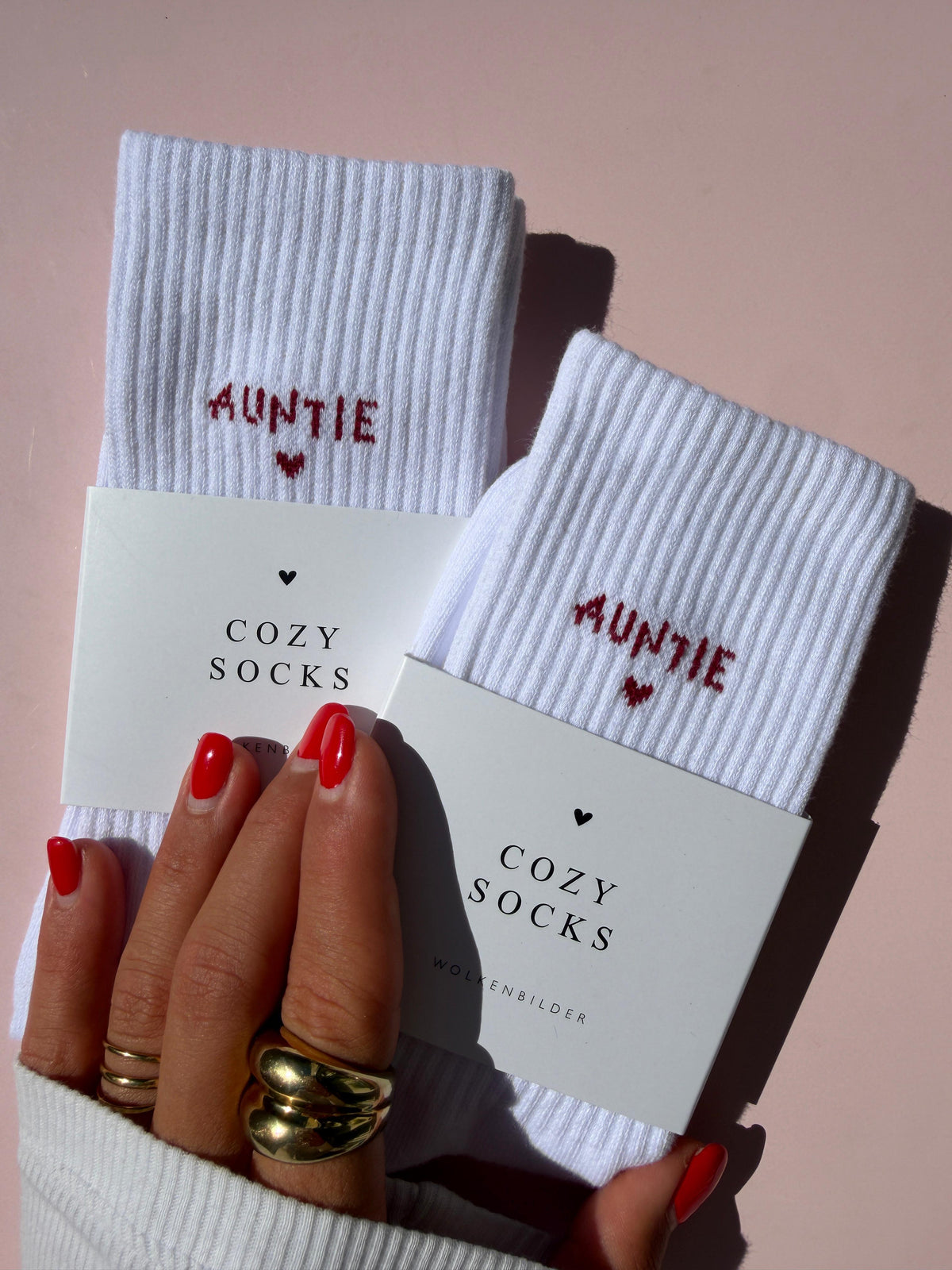 Cozy Socks "AUNTIE"