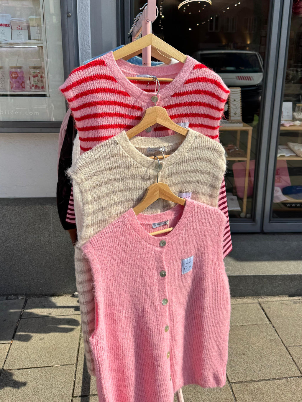 Sommerstrickweste - Rot/Rosa