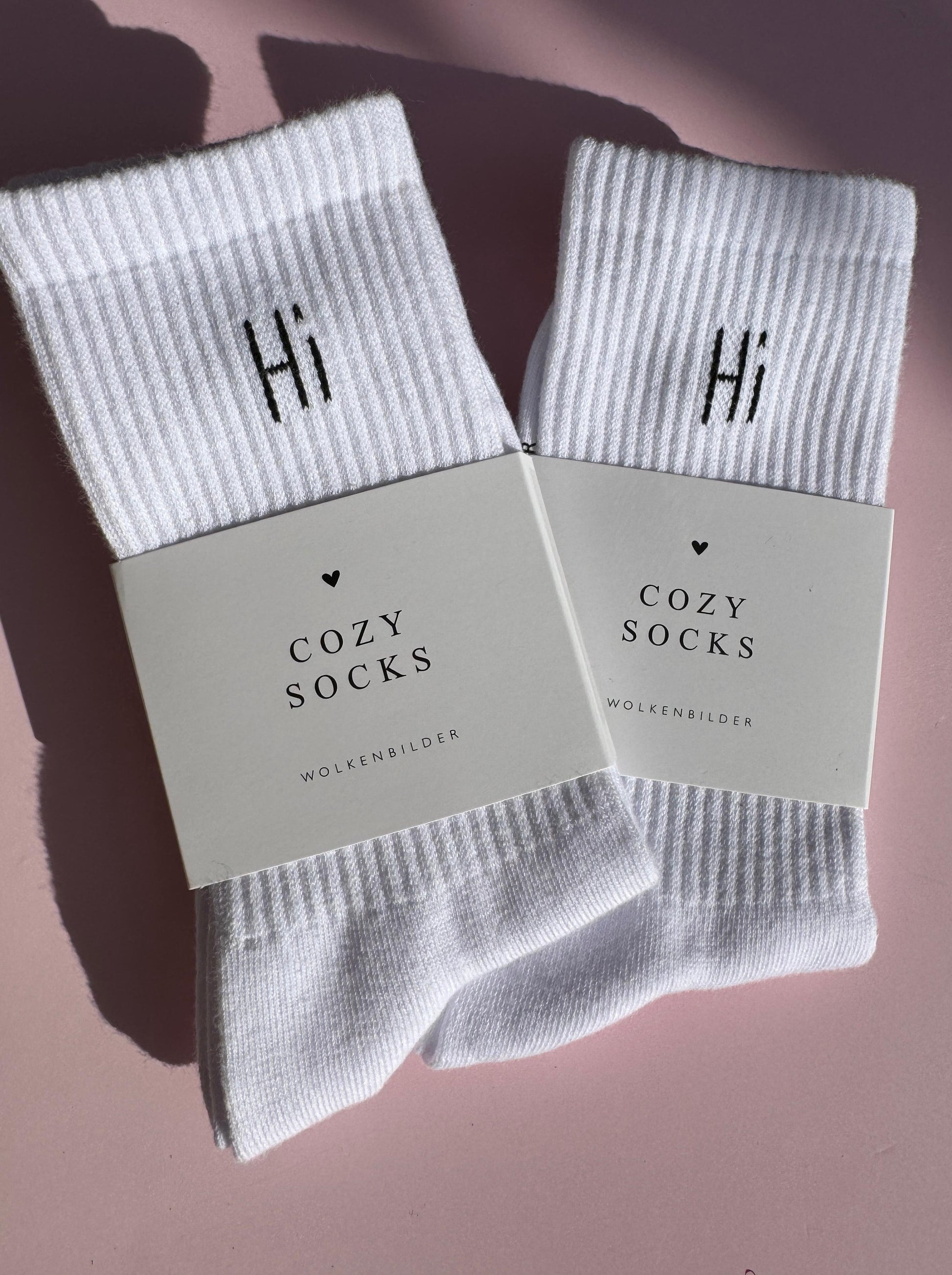 Cozy Socks "Hi"
