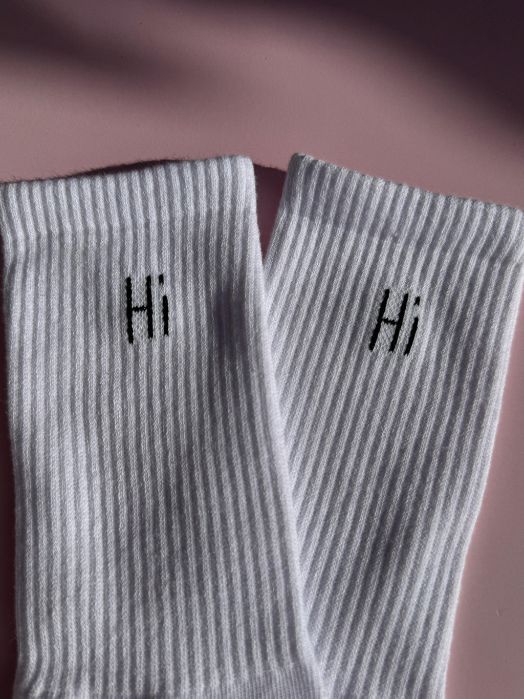 Cozy Socks "Hi"