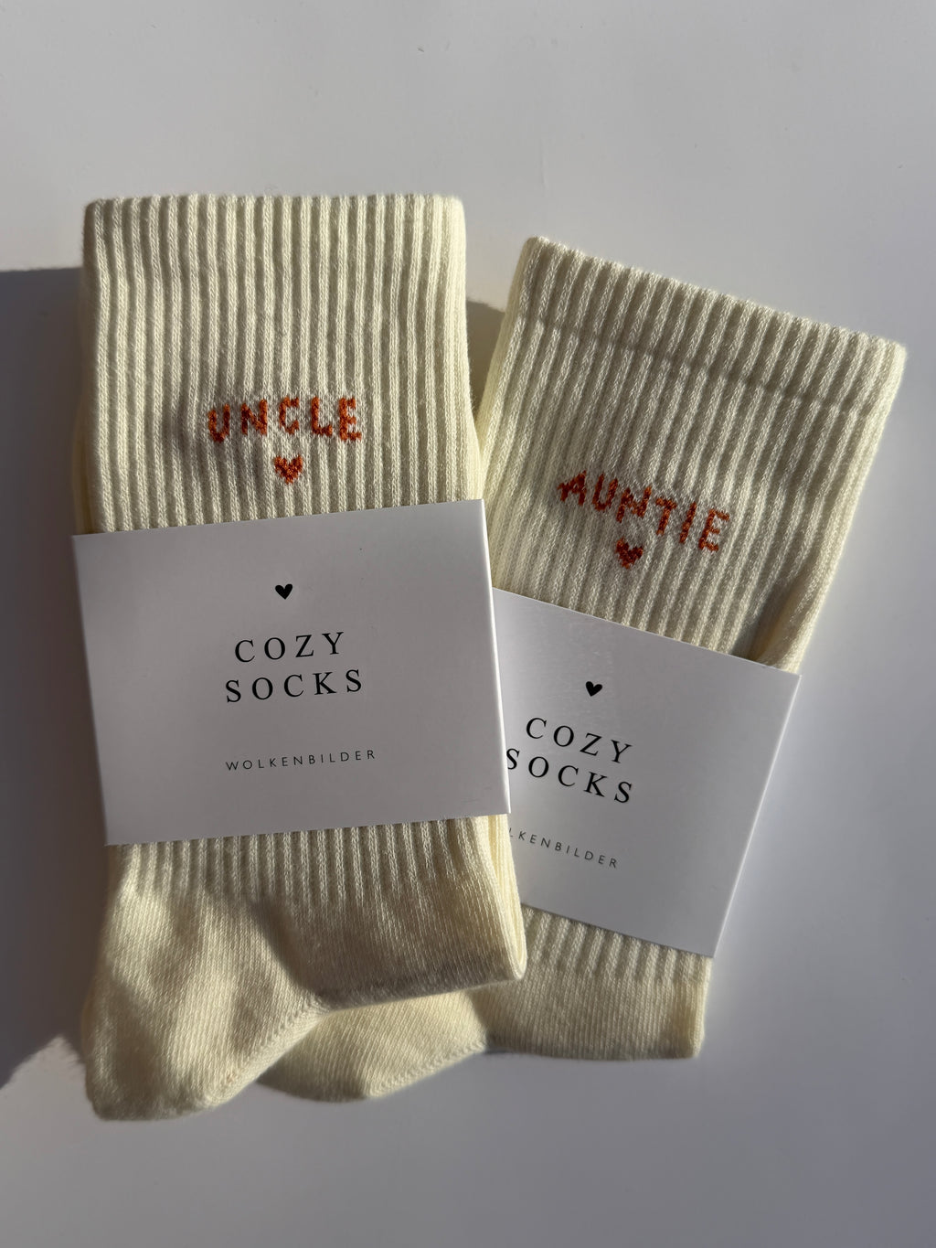 Cozy Socks "AUNTIE"