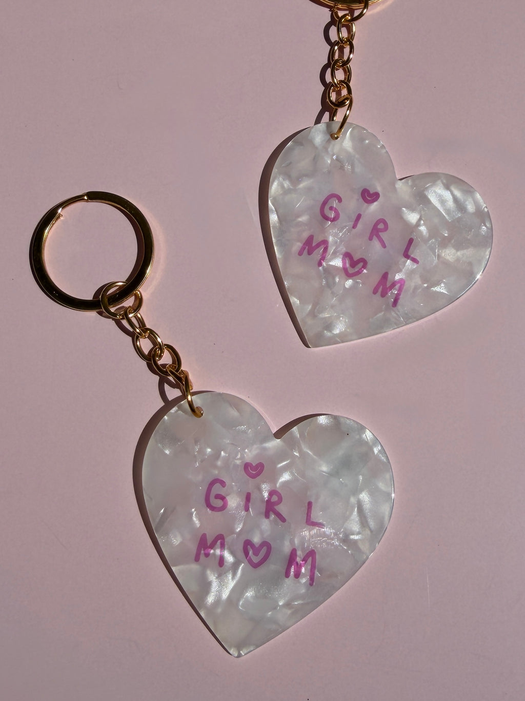 Keychain "GIRL MOM"