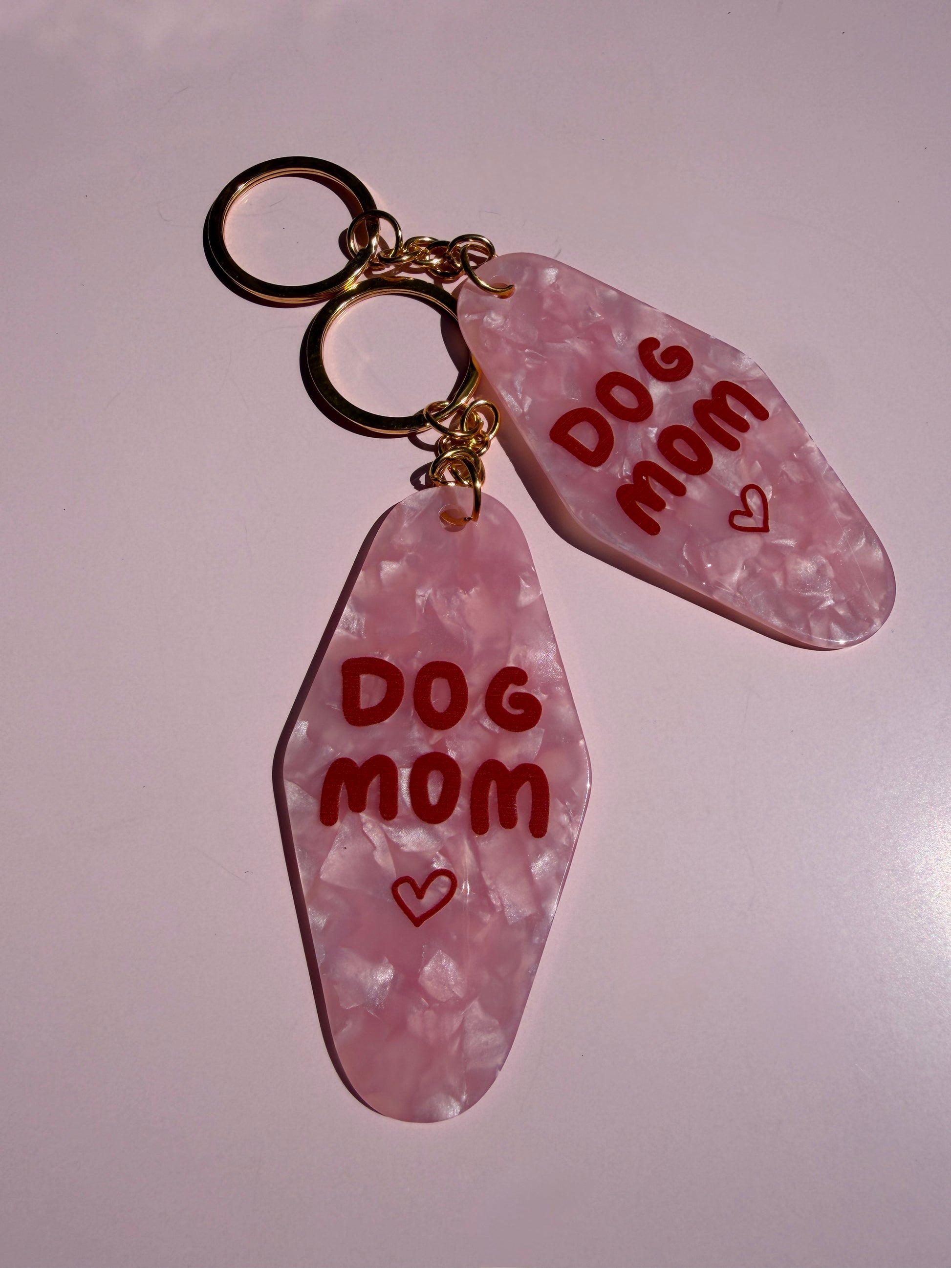 Keychain "DOG MOM"