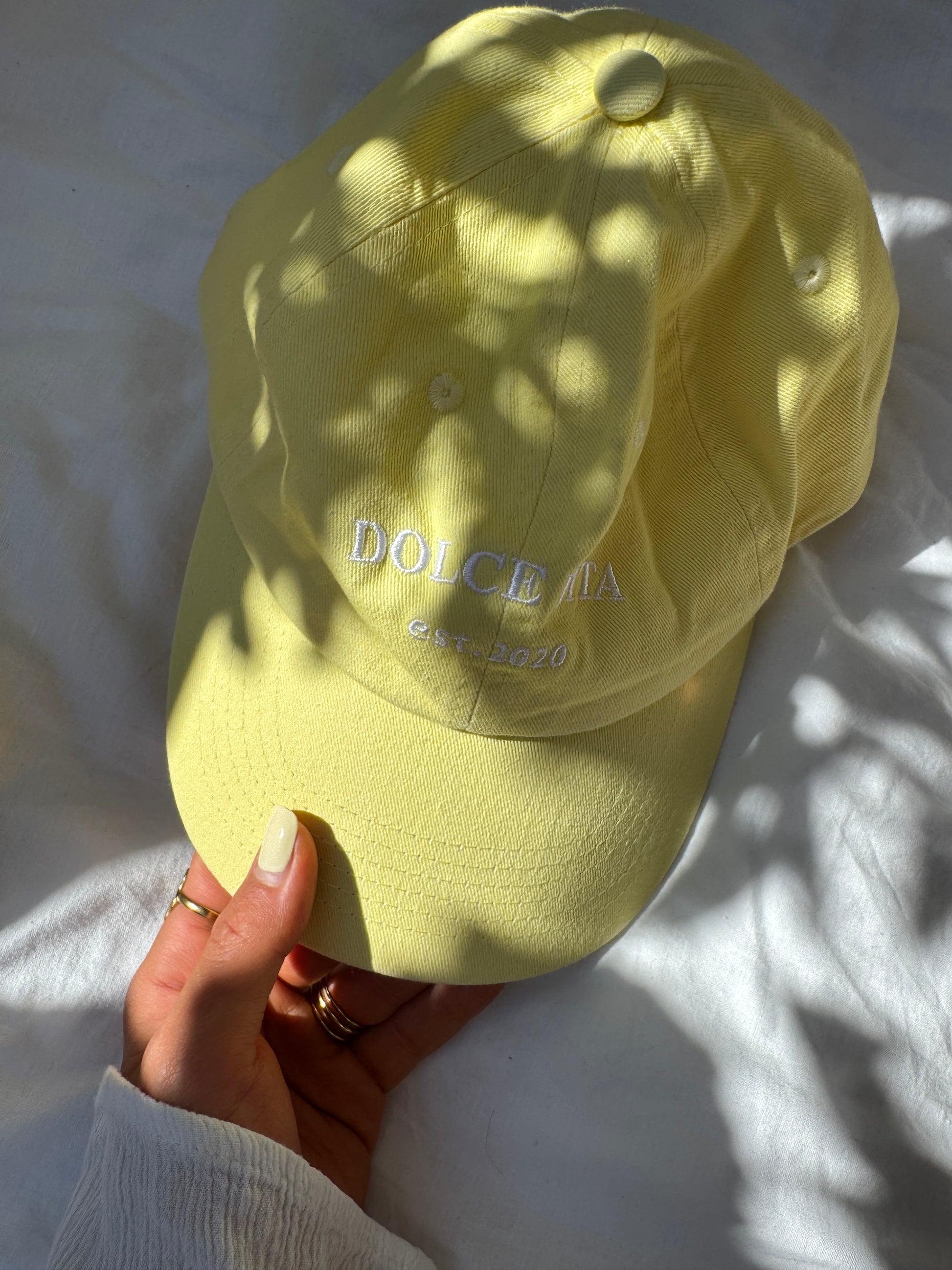 Cap "Dolce Vita" yellow