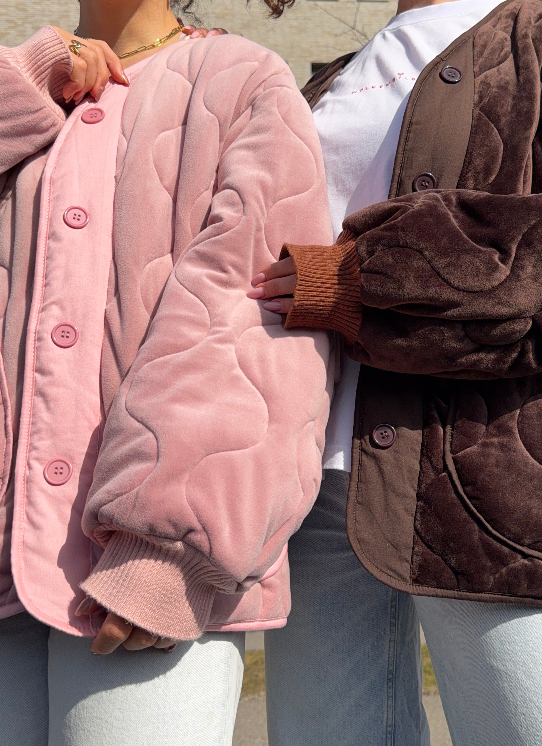 Steppjacke / Bomberjacke in Samtoptik