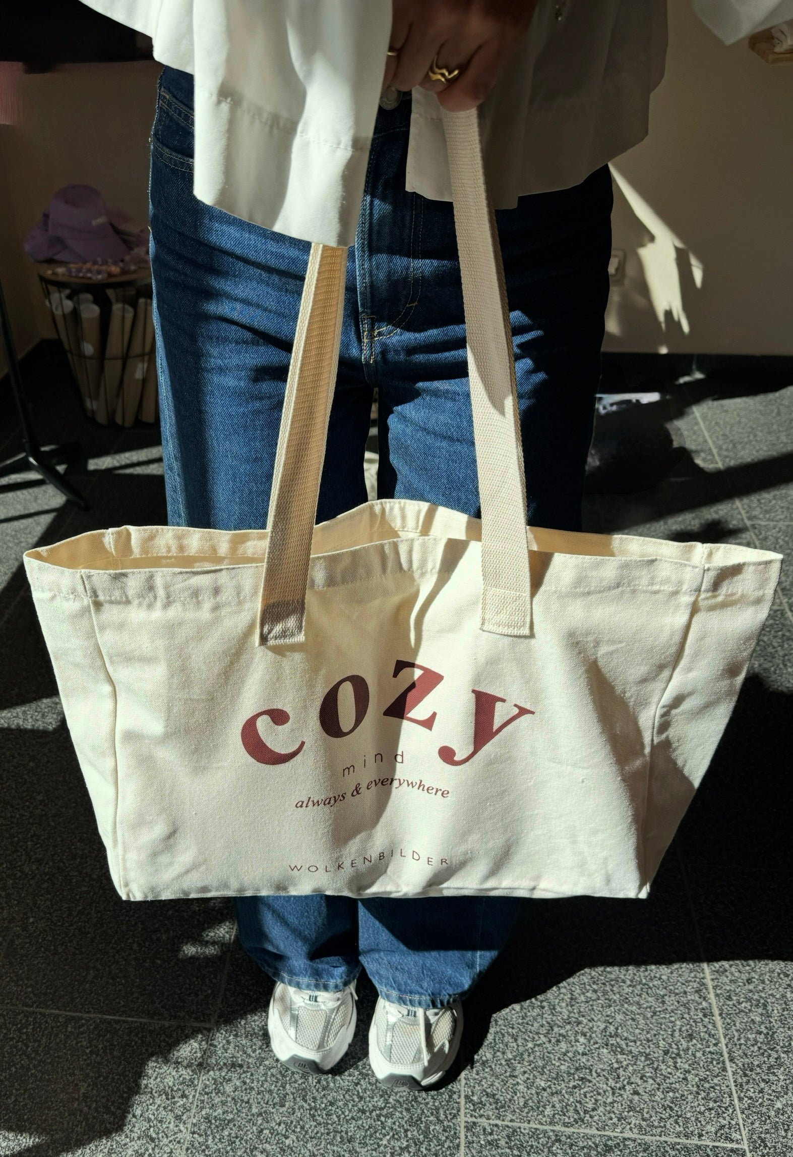 Shopper "Cozy "