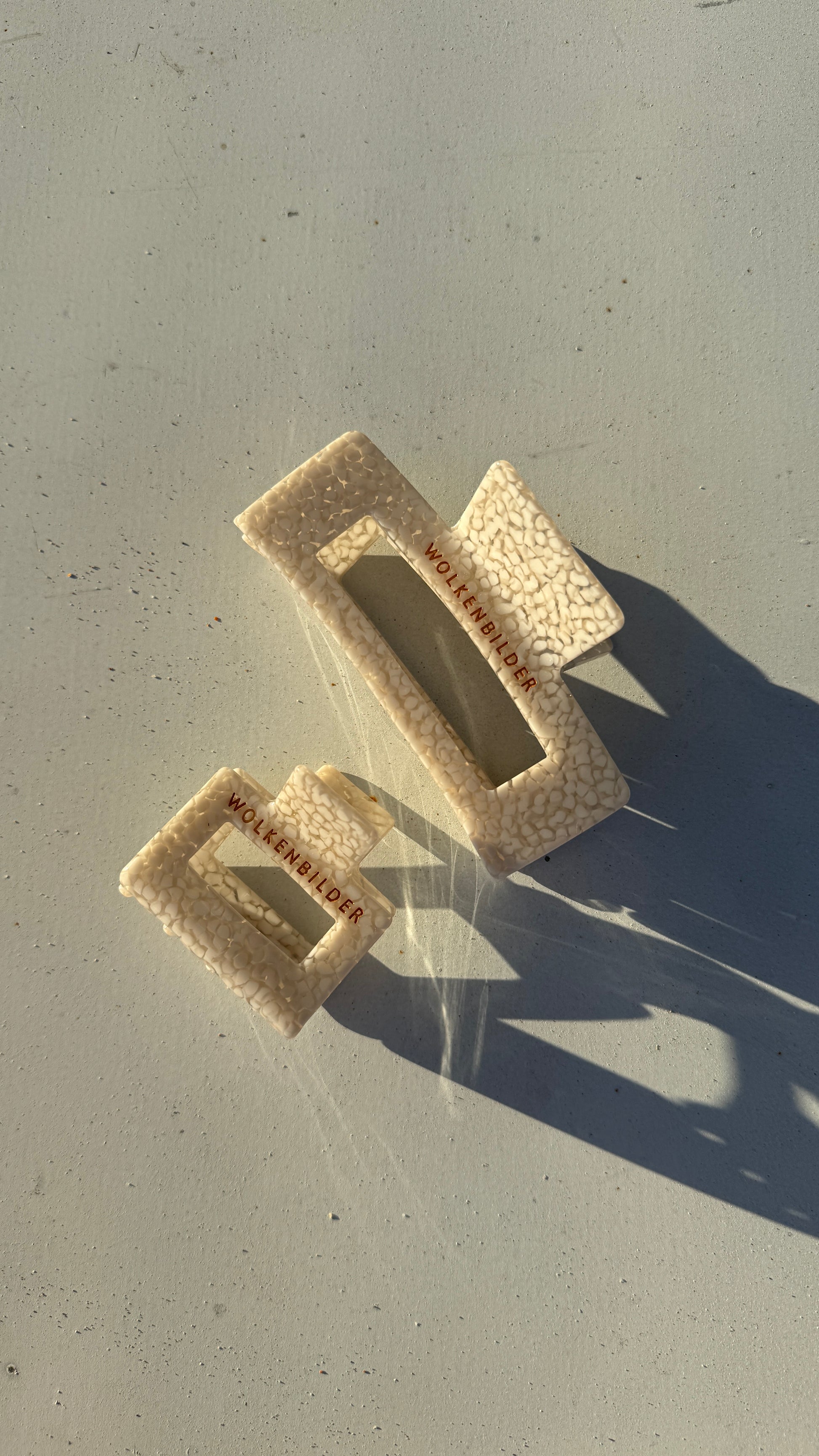 Marmorierte Haarklammer "FLYA"