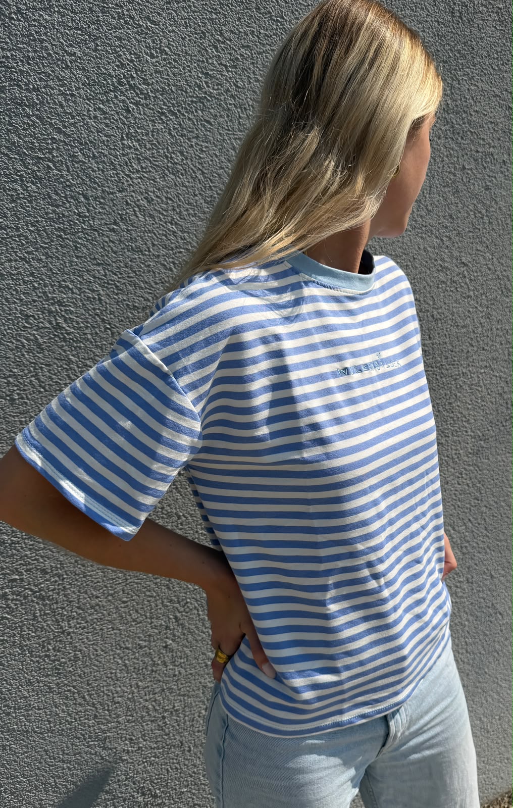 Oversized Shortsleeve stripes (light blue/white)