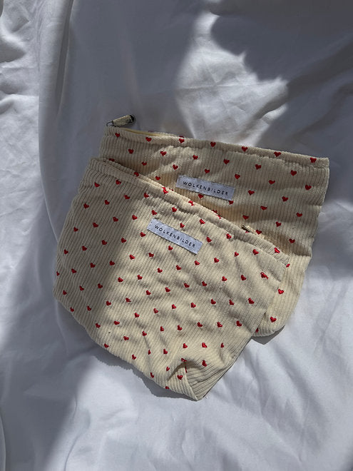 Kosmetiktasche "Hearts"